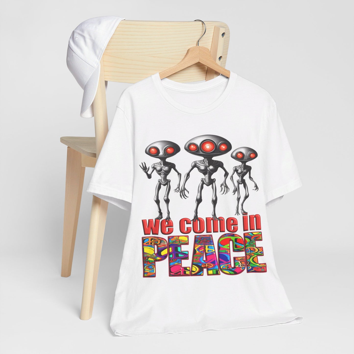 Aliens Come in Peace Tee