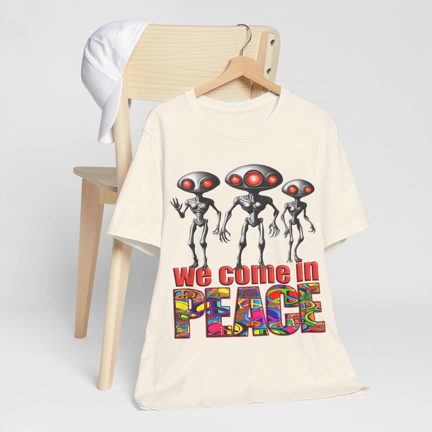 Aliens Come in Peace Tee