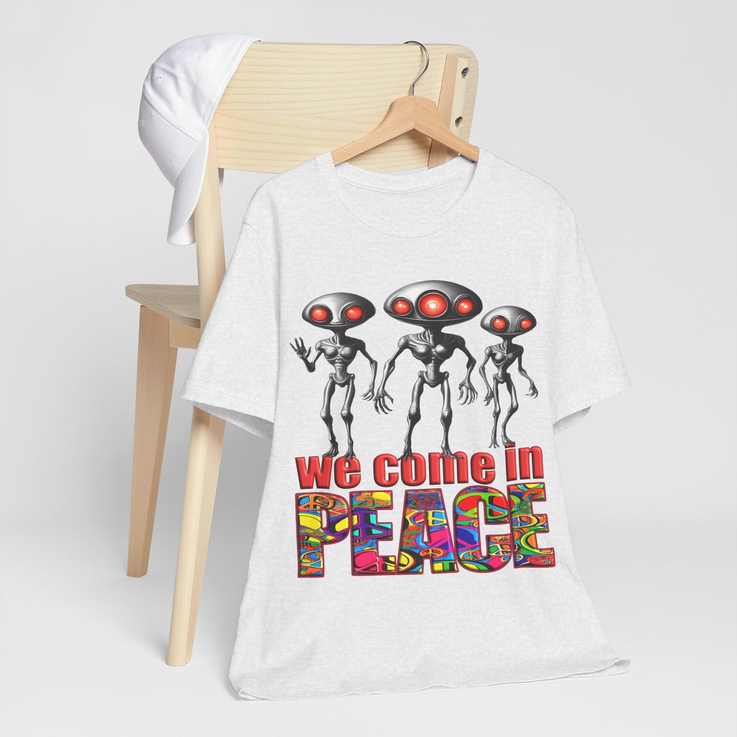 Aliens Come in Peace Tee