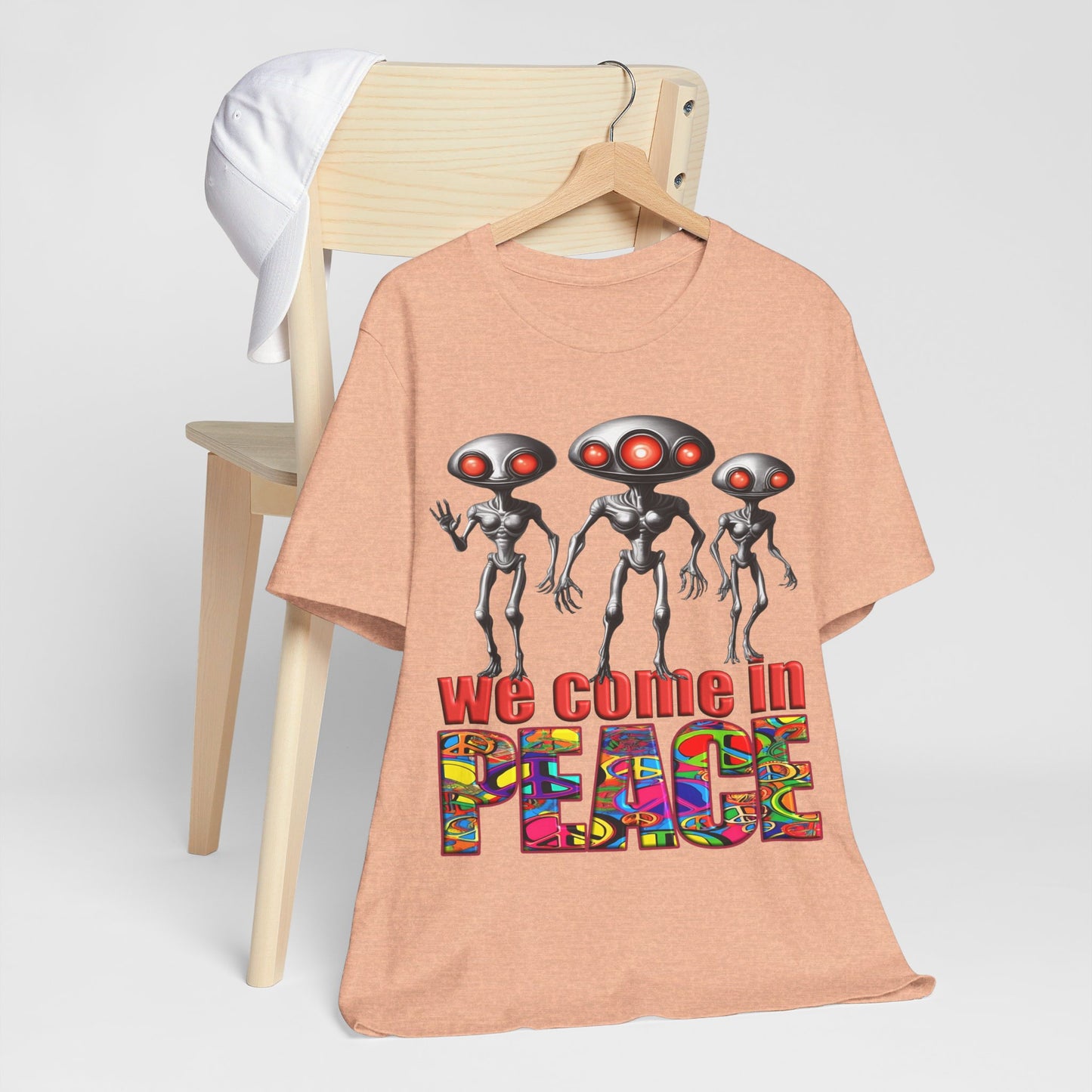 Aliens Come in Peace Tee